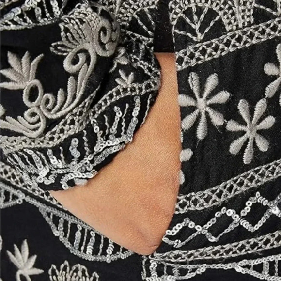 Superdry Women's 10 Shirt Casual Dress embroidered black silver mid new years - Picture 4 of 9